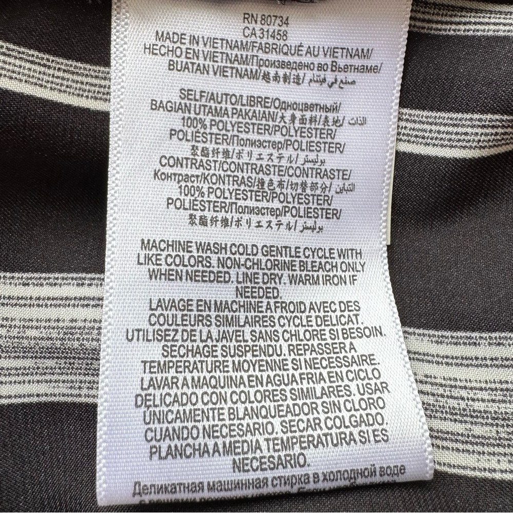 BCBGeneration Striped Romper Size S 🌸 - Picture 15 of 16